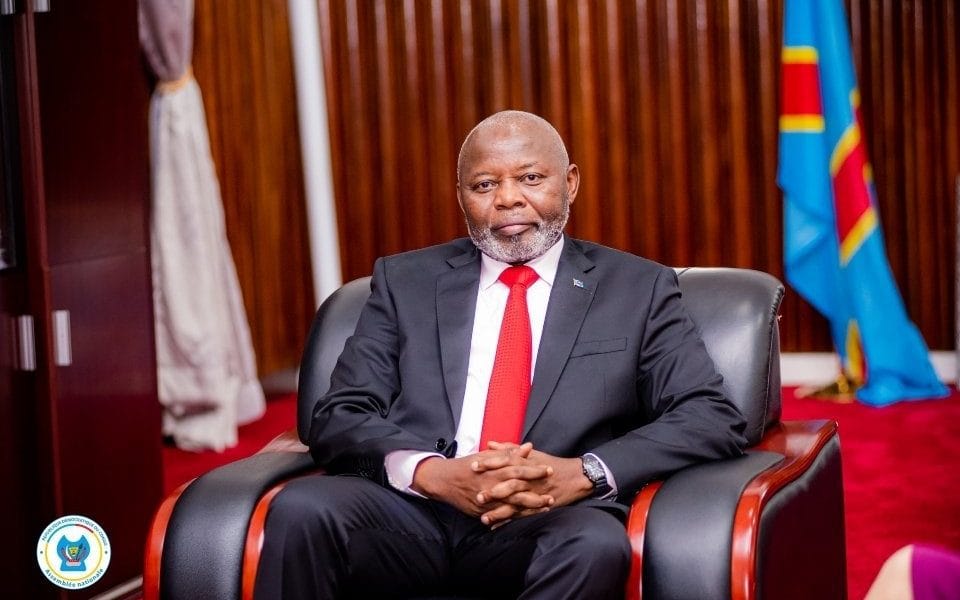 GWy7ArJXEAAiuSH-1-960x600