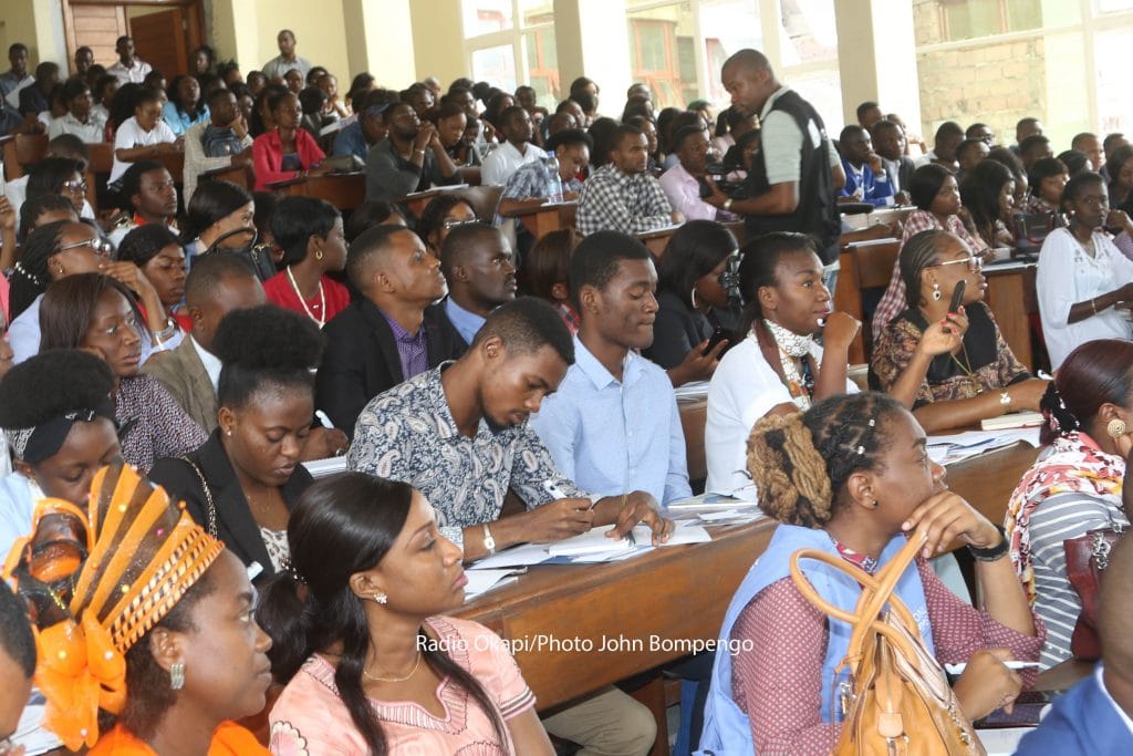 Etudiants universite RDC education jeunesse congolaise